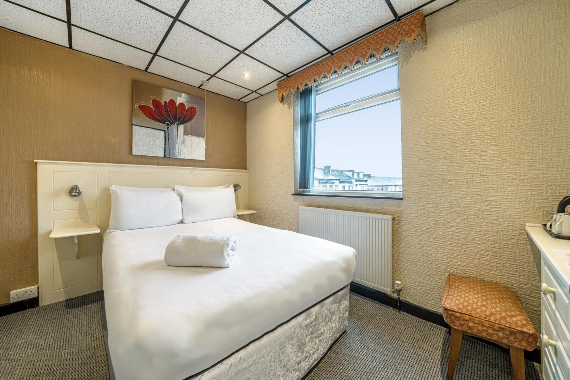 Bluewaters Hotel Blackpool Buitenkant foto